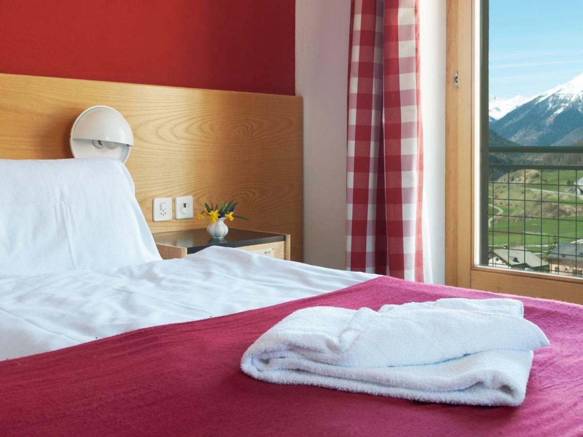 Hotel Aurora Ardez ภายนอก รูปภาพ