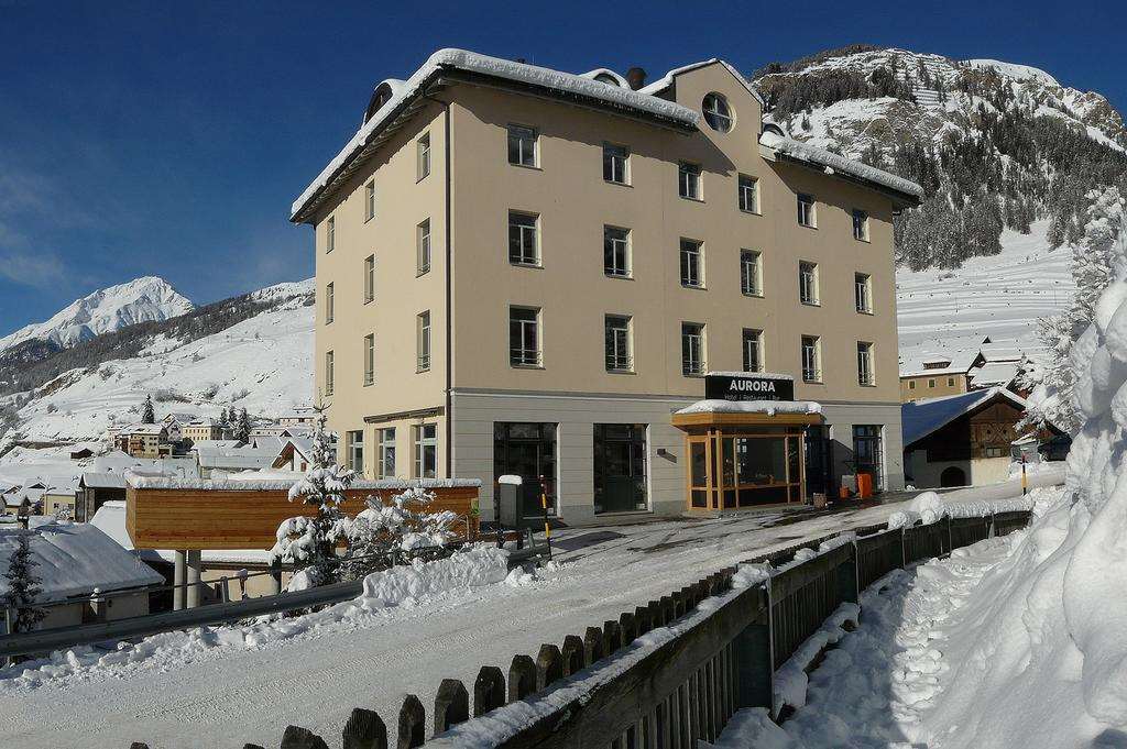 Hotel Aurora Ardez ภายนอก รูปภาพ